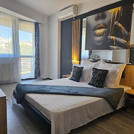 Theline Hotell Bukarest Exteriör bild