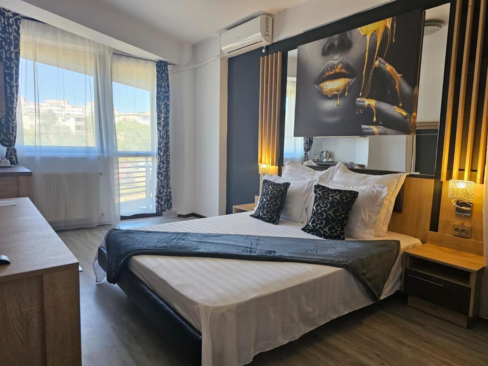 Theline Hotell Bukarest Exteriör bild
